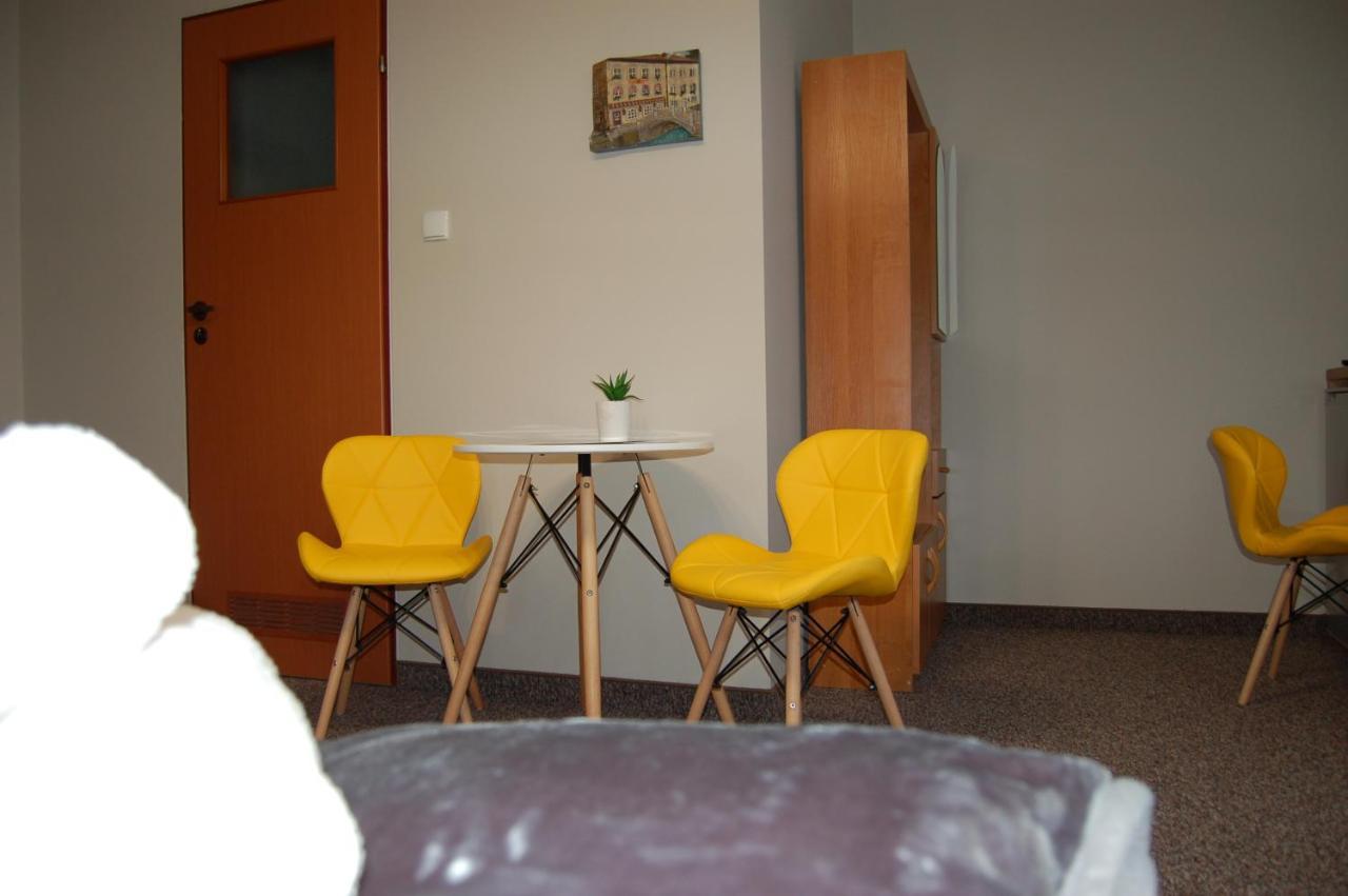 Lesne Zacisze Hotel Weremien Bagian luar foto