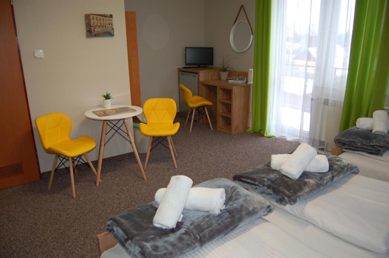 Lesne Zacisze Hotel Weremien Bagian luar foto